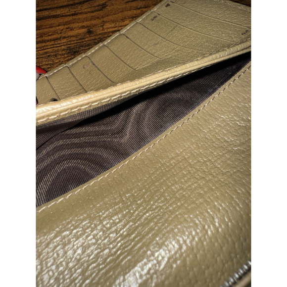 Gucci Marmont Bifold Long Wallet Embossed With GG Leather MRSP $840 - Picture 9 of 11